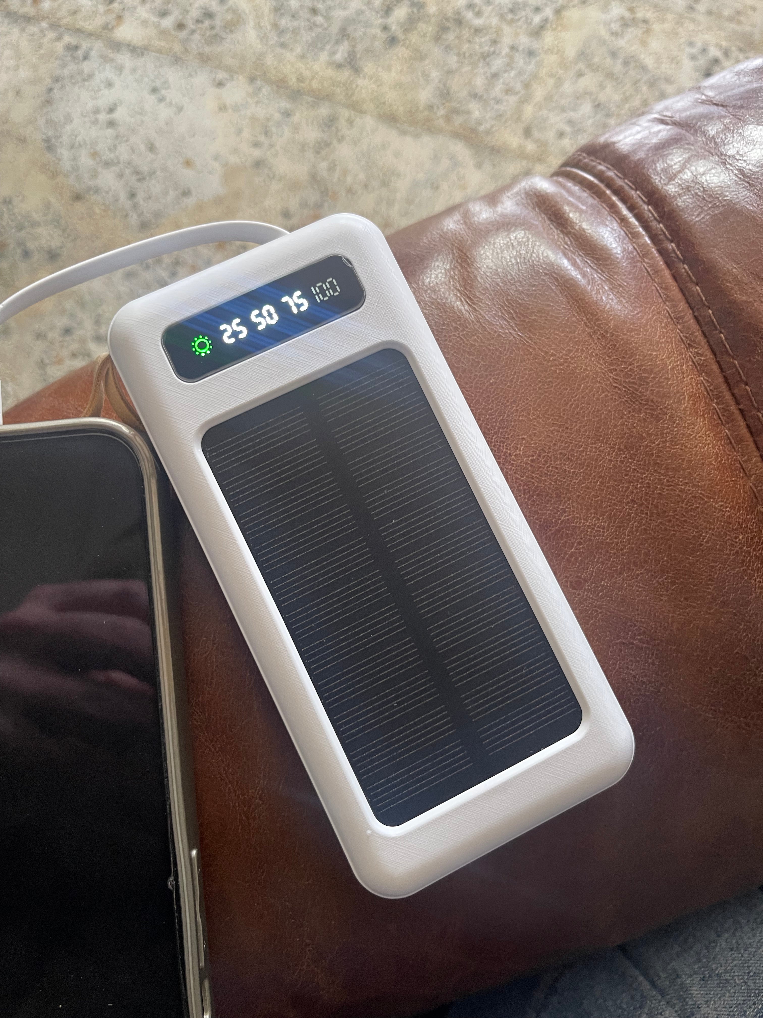 Cargador Solar Power Bank 5000mAh – Energía Inagotable Donde Estés